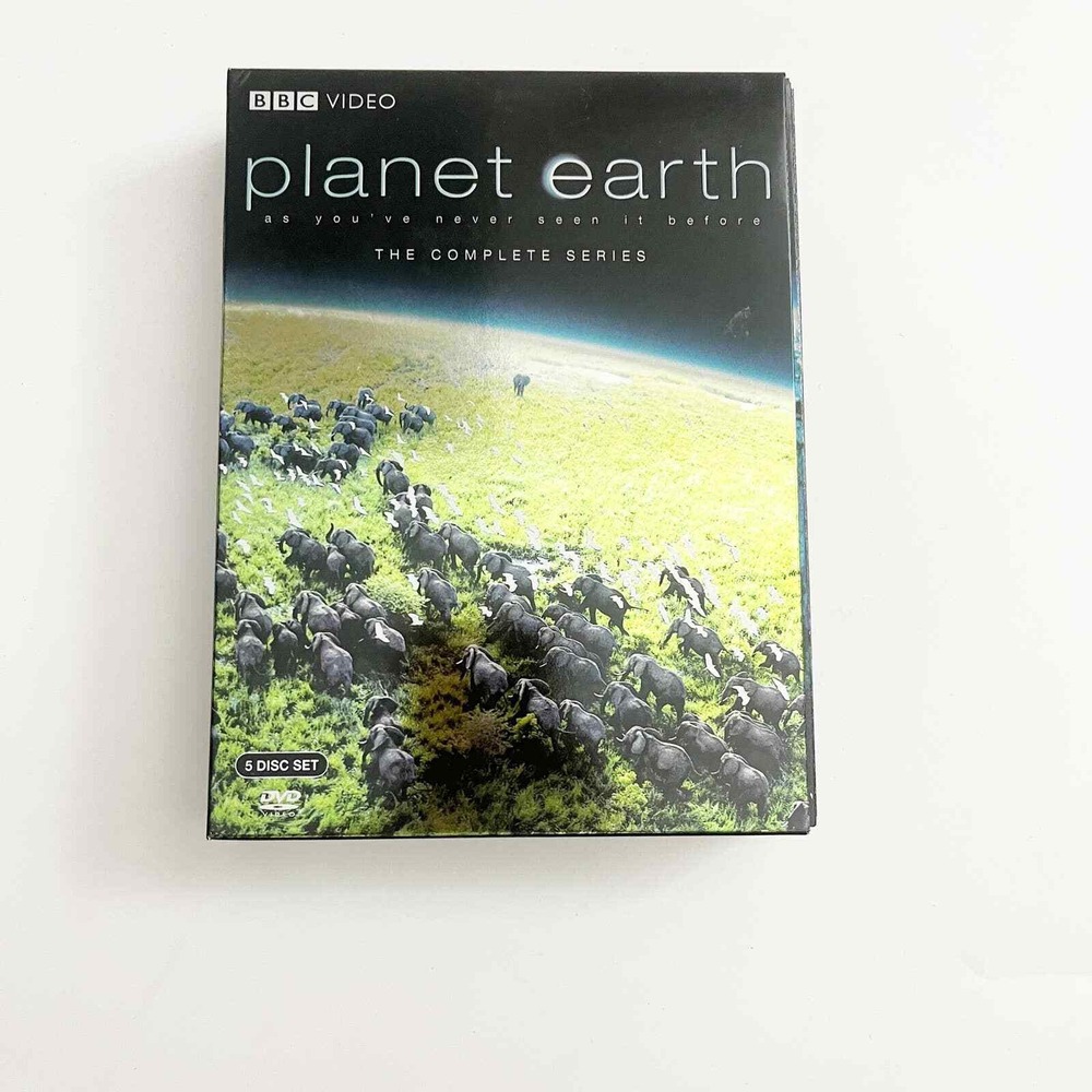 Planet Earth: The Complete BBC Series - DVD By David Attenborough 5‎ Disc Set